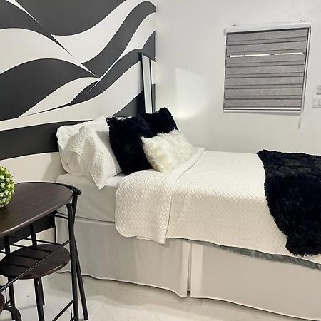 Cozy Studio, Prime Location, Remodeled, 1 Parking 웨스트 팜 비치 외부 사진